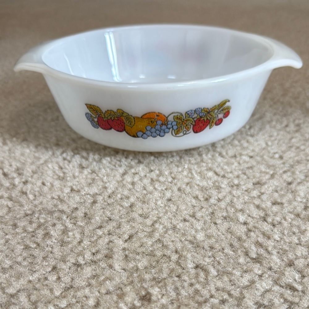 Vintage Anchor Hocking Fire King Milk Glass Fruit Harvest Dish